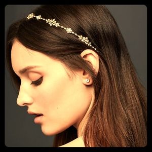 NWT Crystal Cluster Headband